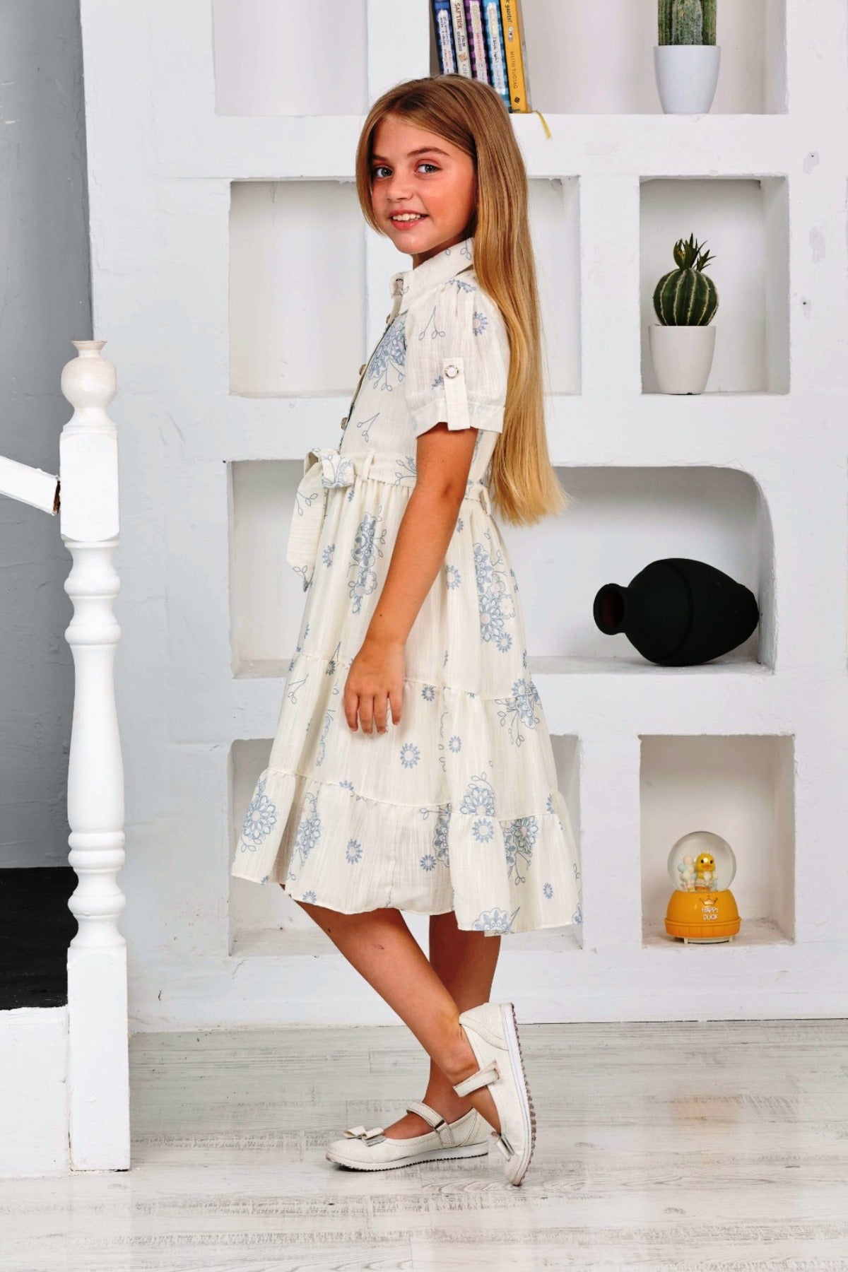 TRENDT MODA ÇİÇEKLİ KETEN KUMAŞ ÖNDEN DÜĞMELİ ASTARLI KUŞAKLI ELBİSE