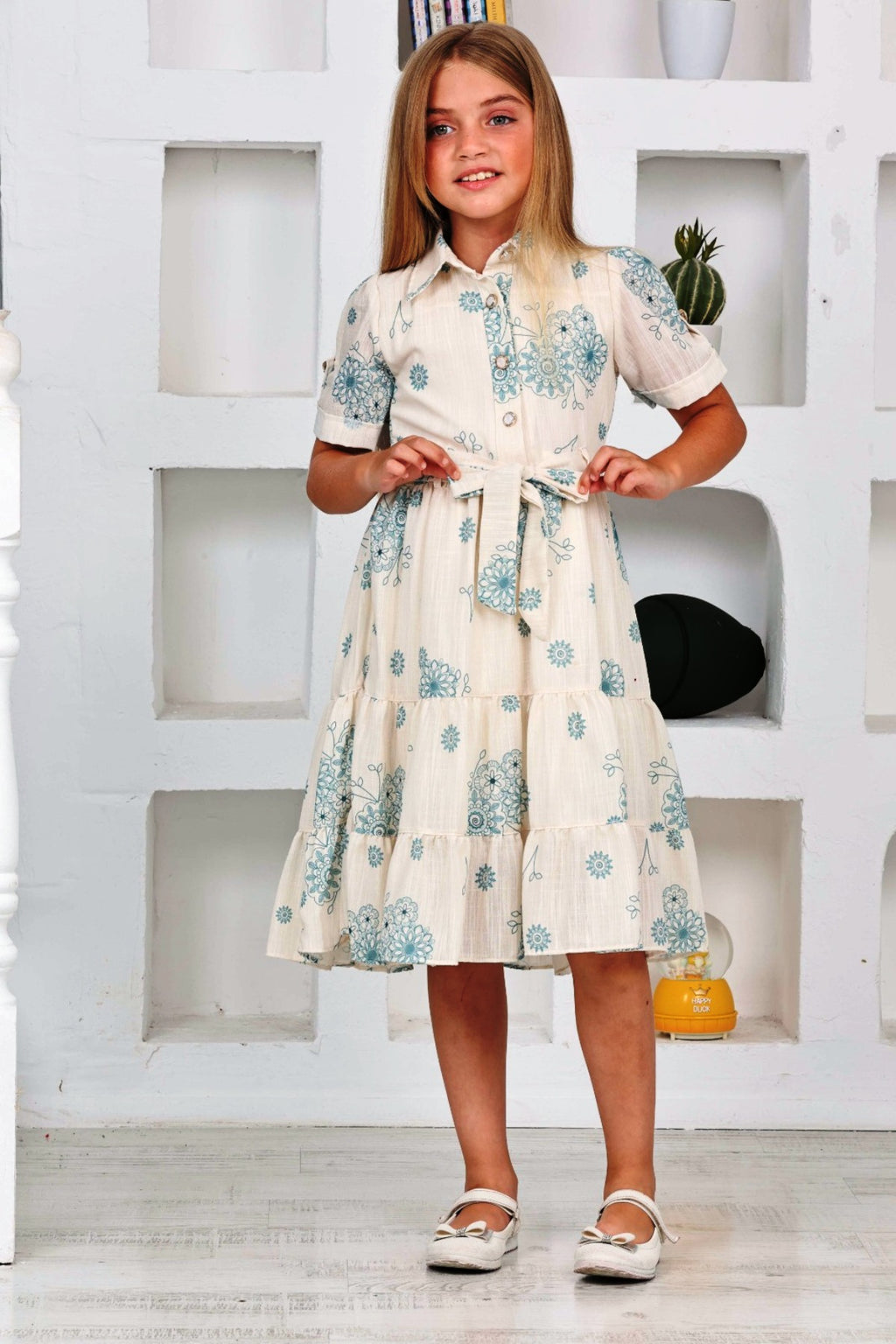 TRENDT MODA ÇİÇEKLİ KETEN KUMAŞ ÖNDEN DÜĞMELİ ASTARLI KUŞAKLI ELBİSE