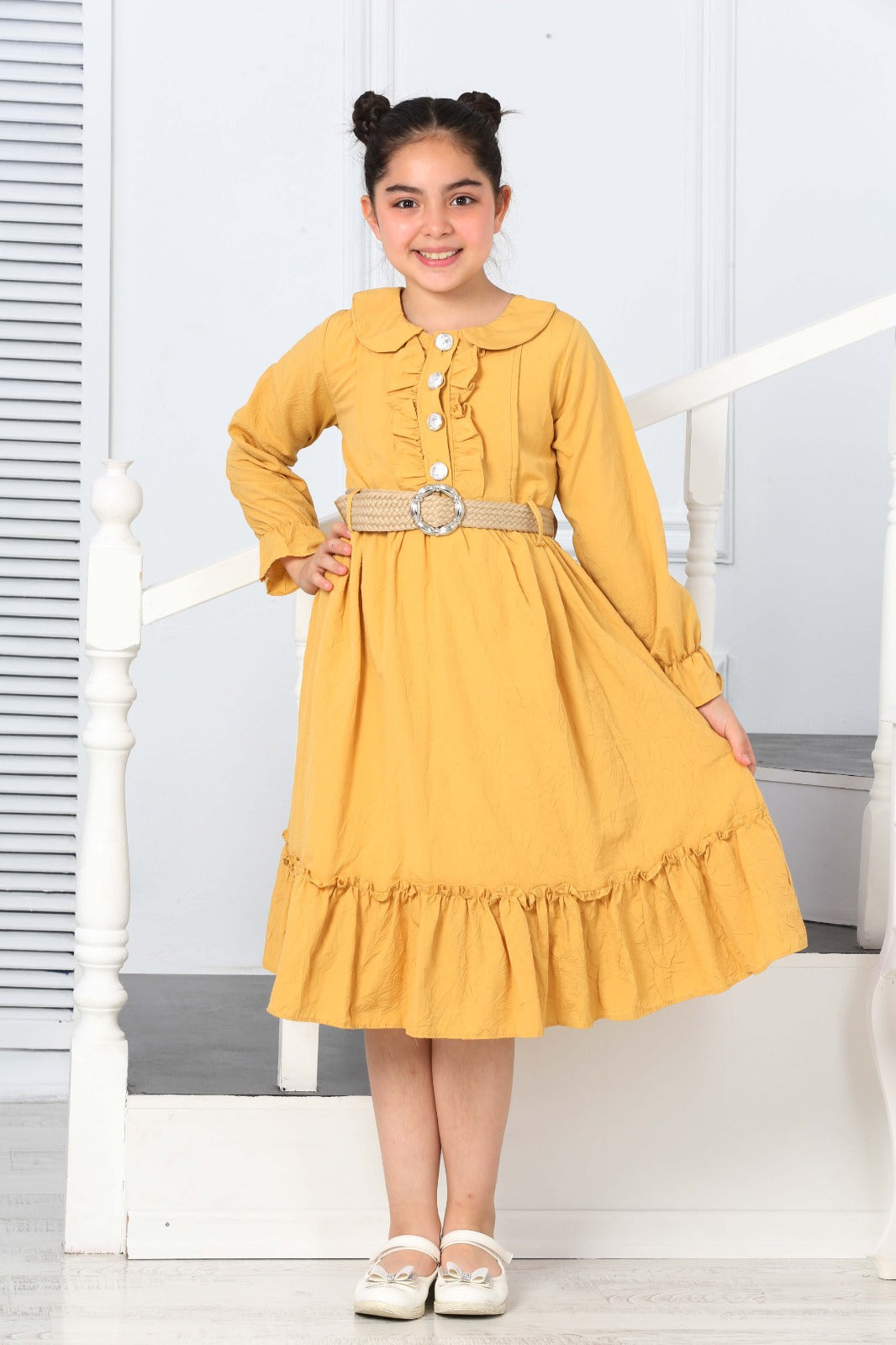 TRENDT MODA  PARLAK DÜGMELİ ÖNÜ FIRFIRLI KEMERLİ ASTARLI UZUN KOL SARI RENK ELBİSE