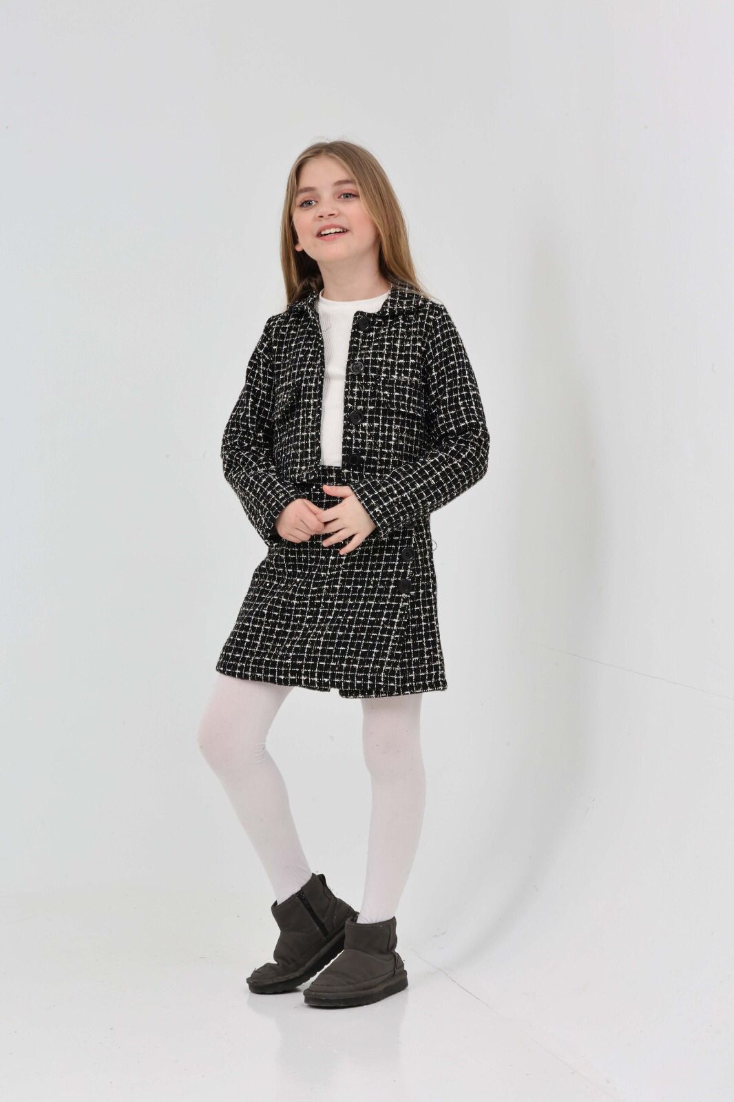 TRENDT MODA ŞANEL KUMAŞ CEKET  ŞANEL KUMAŞ ŞORT ETEK FİTİLLİ BADİ ÜÇLÜ TAKIM  GOLT SİMLİ